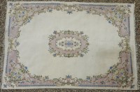 Lot 593 - A large
