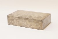 Lot 133 - A large Edwardian silver cigar/cigarette box