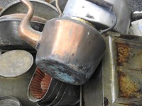 Lot 327 - Vintage kitchenalia