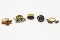 Lot 25 - A gold single stone amethyst cabochon ring