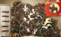 Lot 115 - A collection of lead soldiers