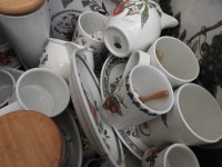 Lot 1393 - A quantity of Portmeirion tea and dinner wares