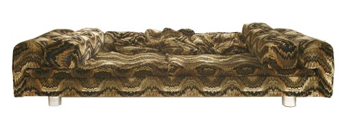 Lot 380 - A Howard Keith 'Diplomat' sofa