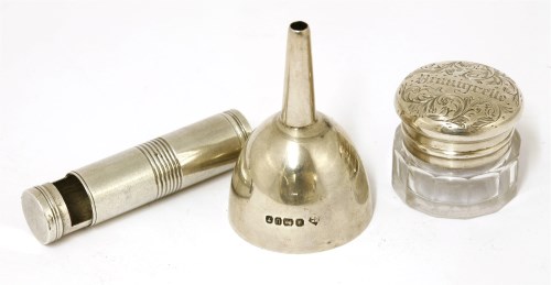 Lot 54 - A 19th century unmarked silver and glass vinaigrette