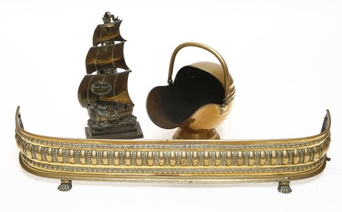 Lot 77 - Brass fireplace furniture