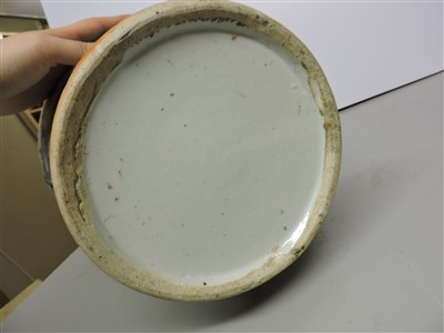 Lot 110 - A Chinese famille rose vase