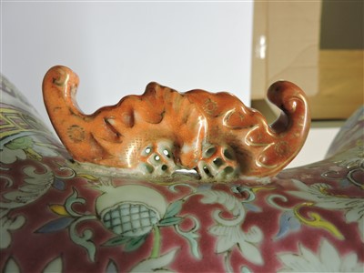 Lot 110 - A Chinese famille rose vase