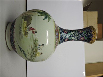 Lot 108 - A Chinese famille rose vase