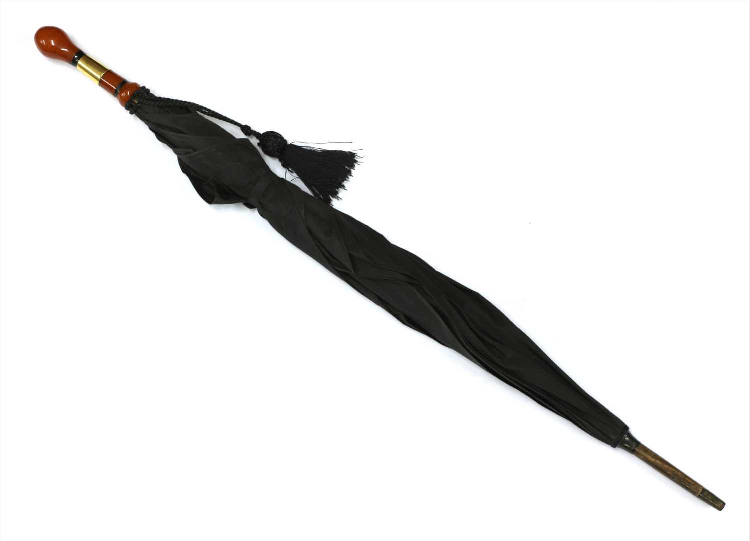 Lot 32 - AN UMBRELLA BELONGING TO VISCOUNTESS ASTOR MP