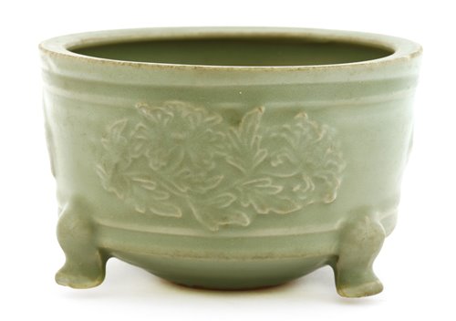 Lot 24 - A Chinese Longquan celadon censer