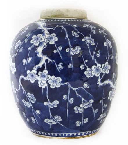 Lot 112 - A Chinese blue and white ginger jar