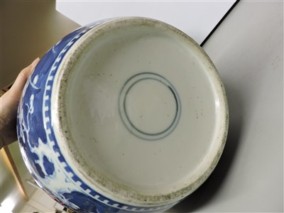 Lot 112 - A Chinese blue and white ginger jar