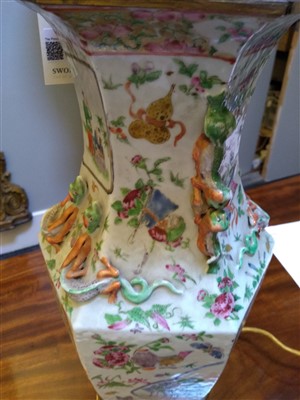 Lot 51 - A Chinese famille verte vase table lamp