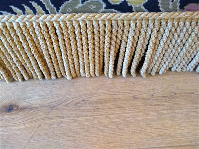 Lot 580 - A large Knole settee