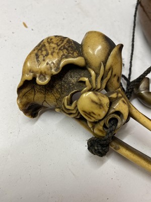 Lot 28 - A Japanese smoking set