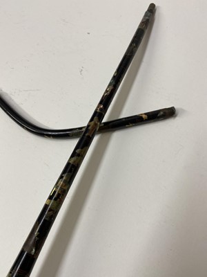 Lot 41 - A Japanese lacquered and mother-of-pearl inlaid water pipe