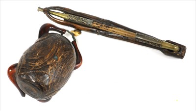 Lot 42 - A Japanese smoking set, tonkotsu and kiseruzutsu with kiseru