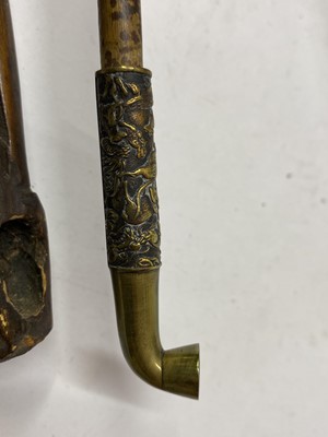 Lot 42 - A Japanese smoking set, tonkotsu and kiseruzutsu with kiseru