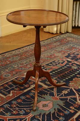 Lot 122 - A George III oak occasional table