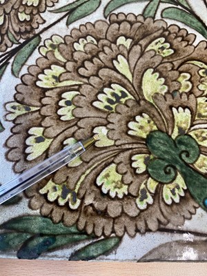 Lot 35 - A William De Morgan 'Persian Flowers' pattern tile