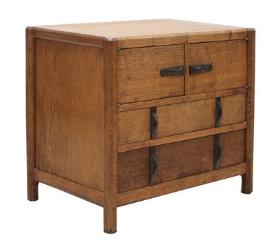 Lot 90 - A Gordon Russell 'Stow' oak dressing cabinet