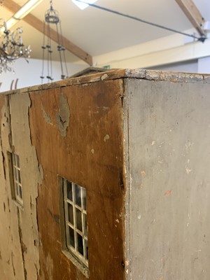 Lot 274 - A fine Regency doll's house