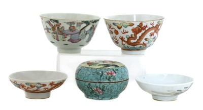 Lot 232 - A collection of Chinese porcelain