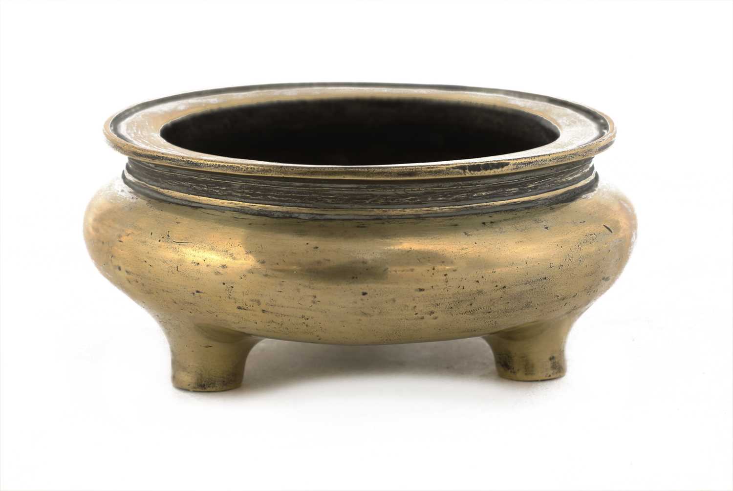 Lot 115 - A Chinese bronze censer