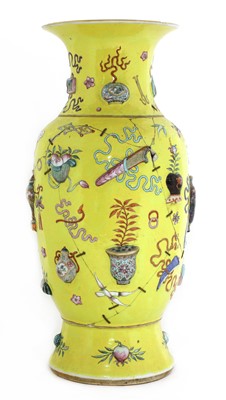 Lot 38 - A Chinese famille rose vase
