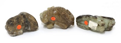 Lot 75 - A collection of Chinese jade carvings