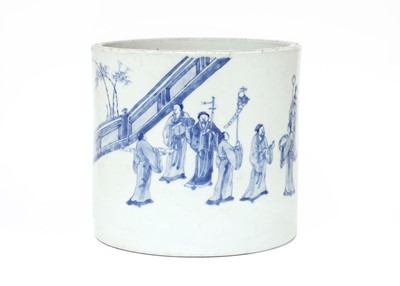 Lot 28 - A Chinese blue and white brush pot