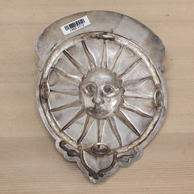 Lot 366 - A George III silver Sun Fire Office fireman's arm badge