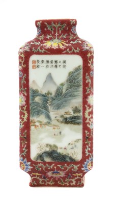 Lot 66 - A Chinese famille rose vase
