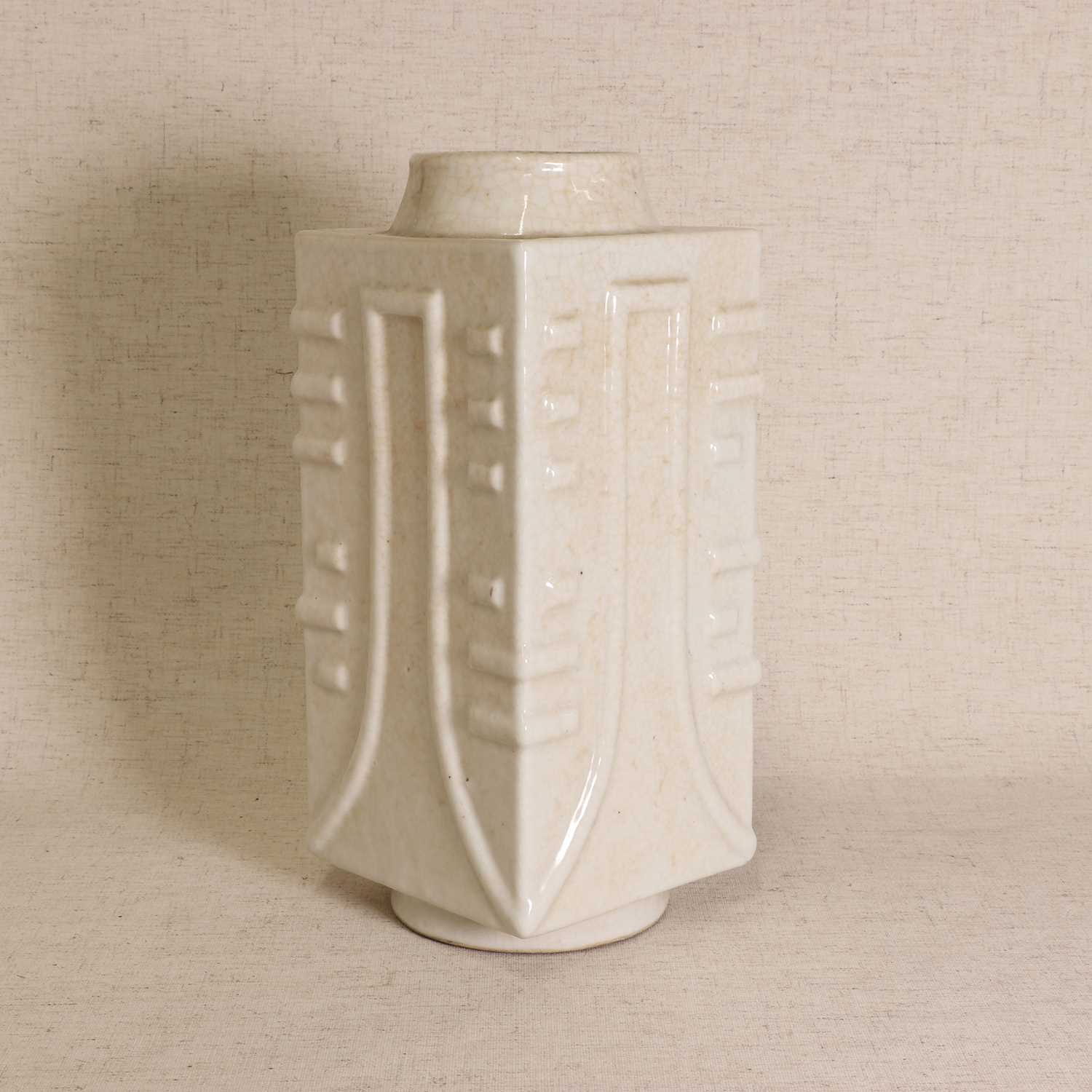 Lot 68 - A Chinese cong vase