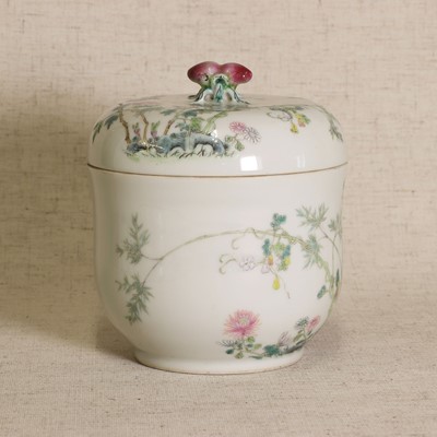 Lot 65 - A Chinese famille rose bowl and cover