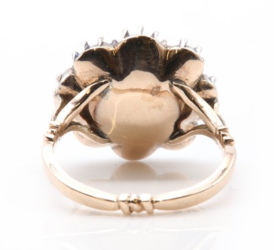 Lot 18 - A Georgian rose cut diamond cluster ring
