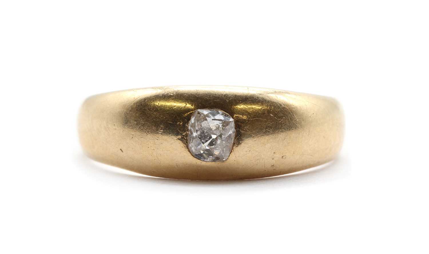 Lot 18 - An 18ct gold single stone diamond ring