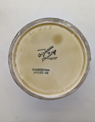 Lot 137 - A collection of Art Deco ceramics