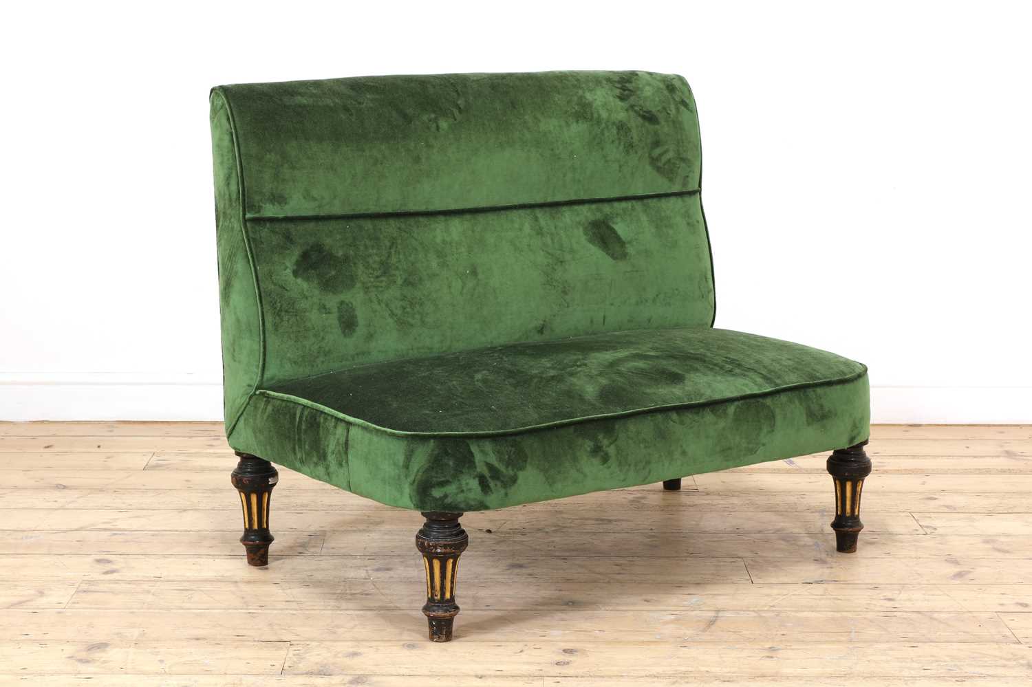 Lot 12 - A Holland & Sons window seat