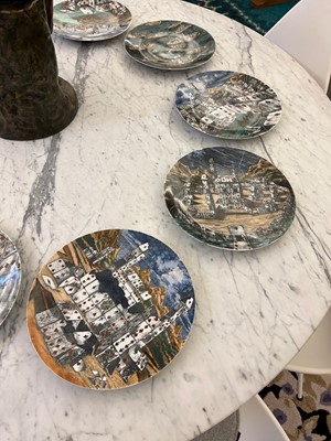 Lot 298 - Ten 'Città di Carte' (City of Cards) porcelain plates
