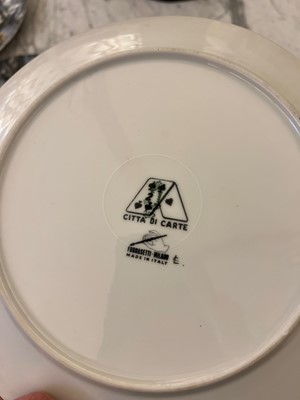 Lot 298 - Ten 'Città di Carte' (City of Cards) porcelain plates