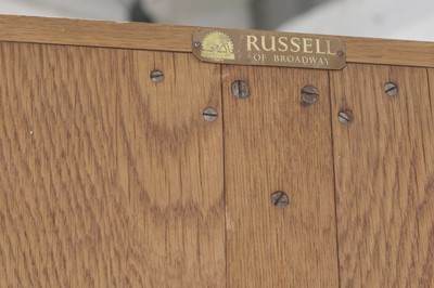Lot 213 - A Gordon Russell crossbanded oak wardrobe