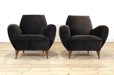 Lot 277 - A pair of French armchairs