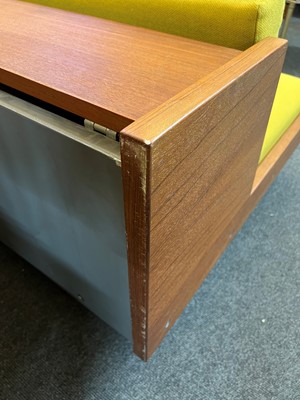 Lot 334 - A Danish model ‘GE-258’ teak daybed