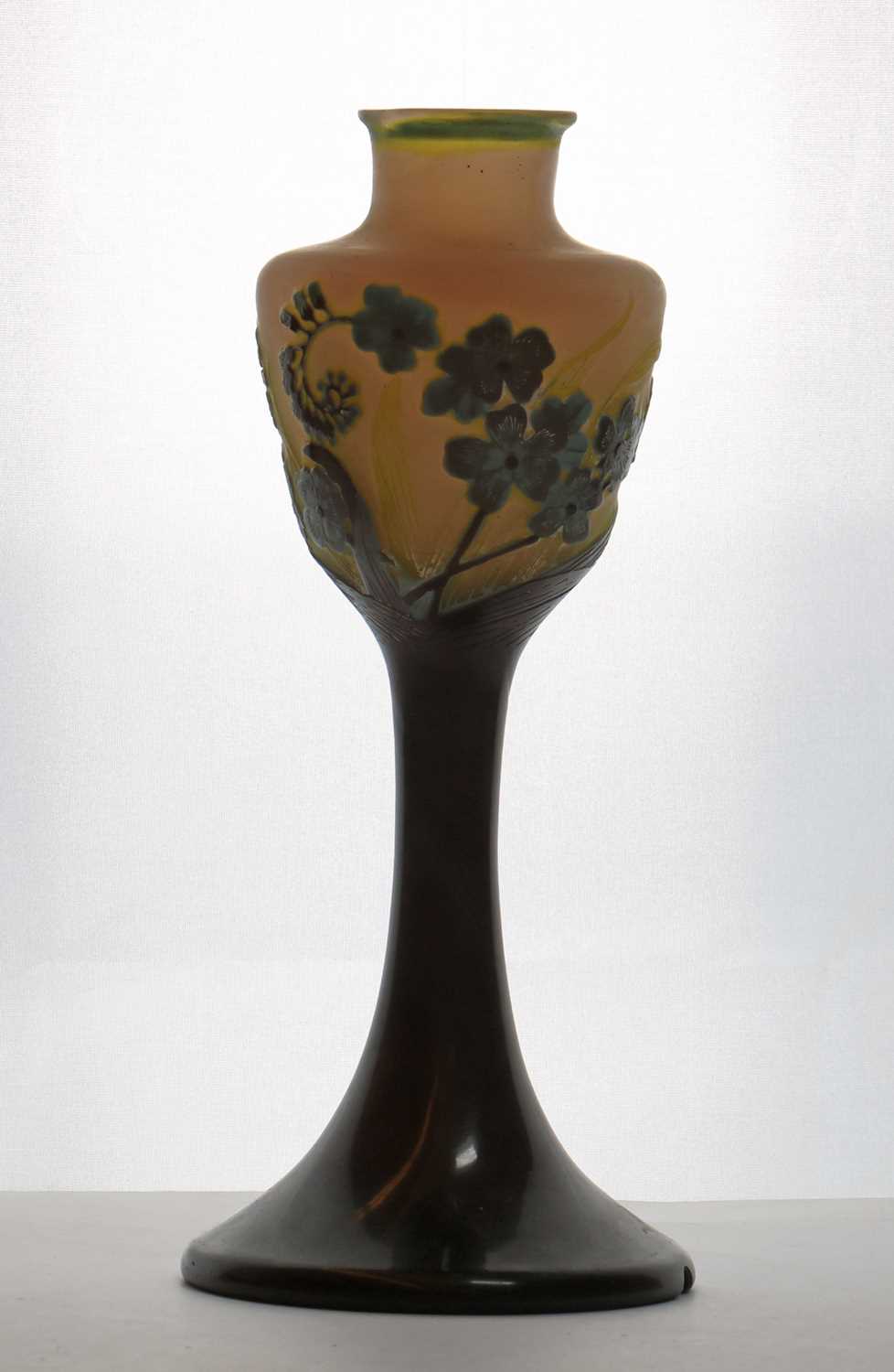 Lot 251 - A cameo glass lamp base