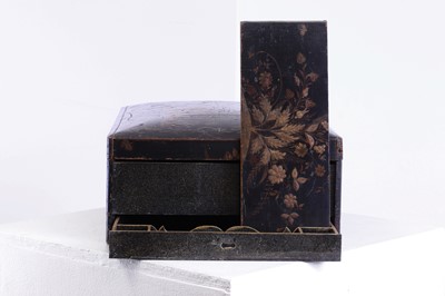 Lot 287 - A Regency japanned and parcel-gilt box