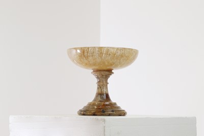 Lot 205 - A fluorspar pedestal dish or tazza