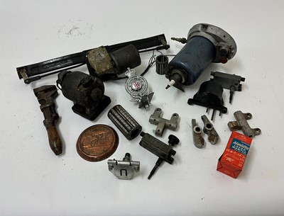Lot 30 - Various pre-war and other motoring spares