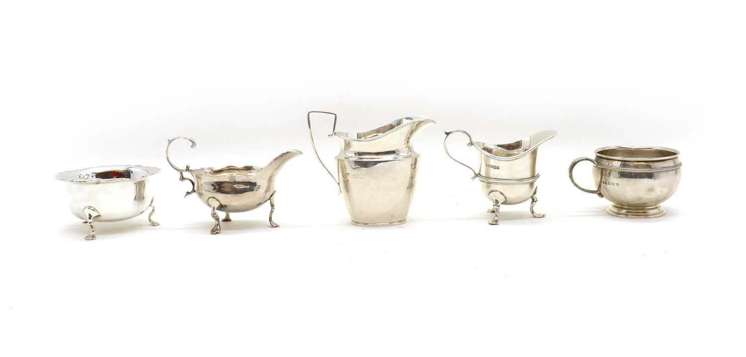 Lot 75 - A collection of silver items