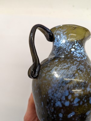 Lot 230 - A group of trailed glassware
